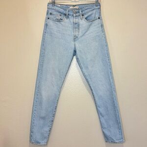 Levi's Light Wash Wedgie Jeans